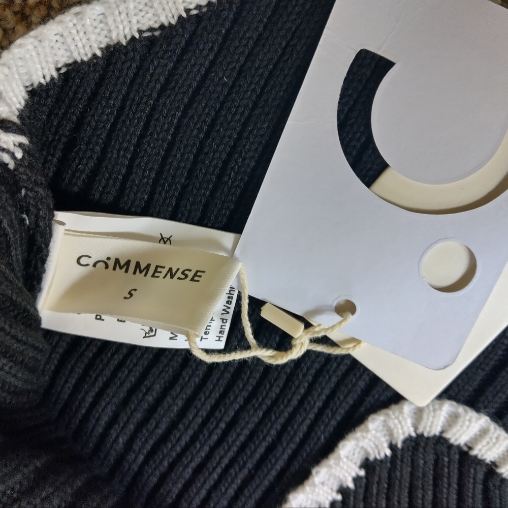Commense Black and White Cowl Turtleneck Sweater with Wavy Stripe - Picture 5 of 6
